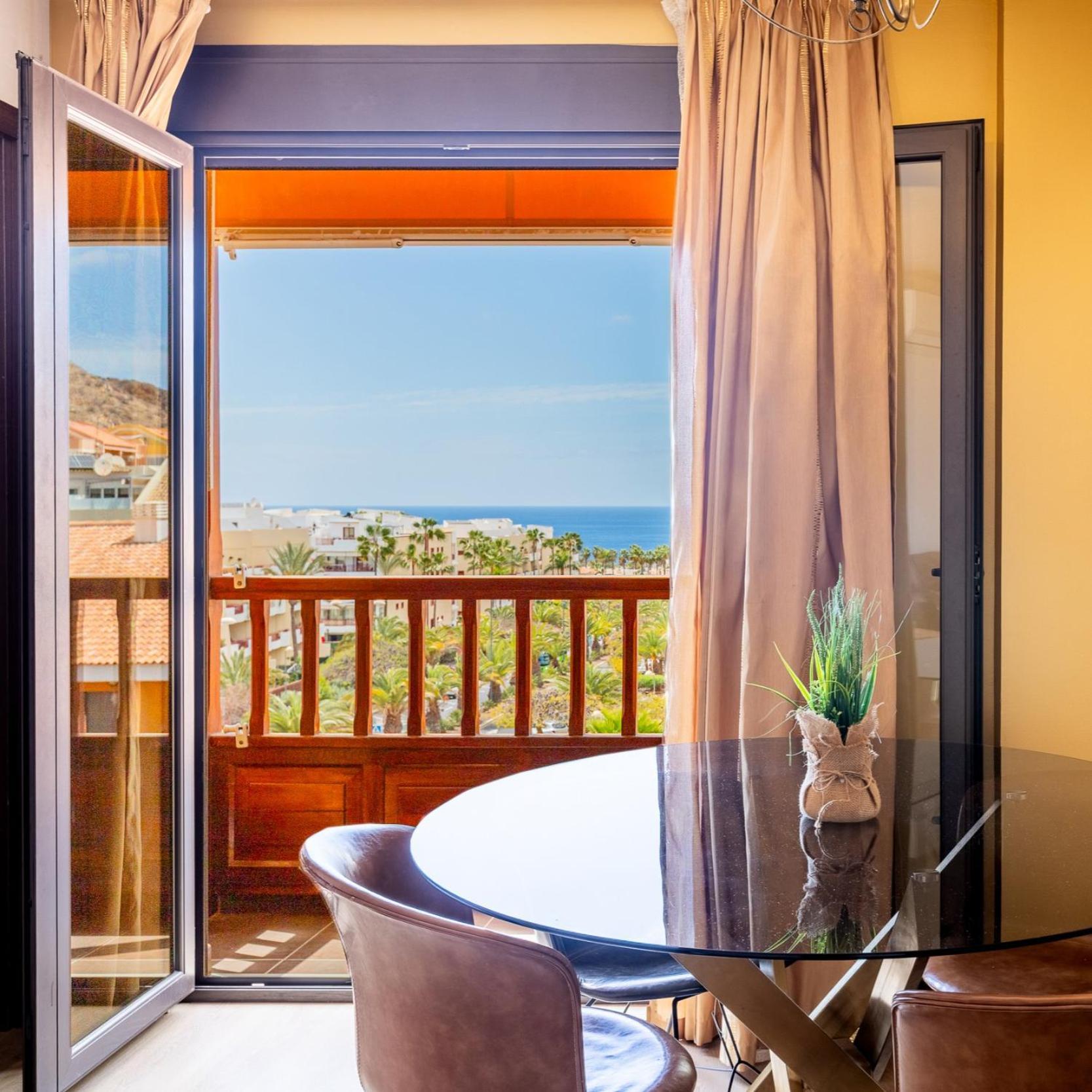 Sunset Palm Mar - Family Friendly Suites Kültér fotó
