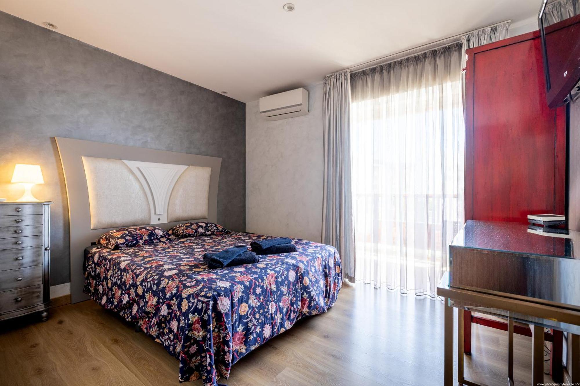 Sunset Palm Mar - Family Friendly Suites Kültér fotó